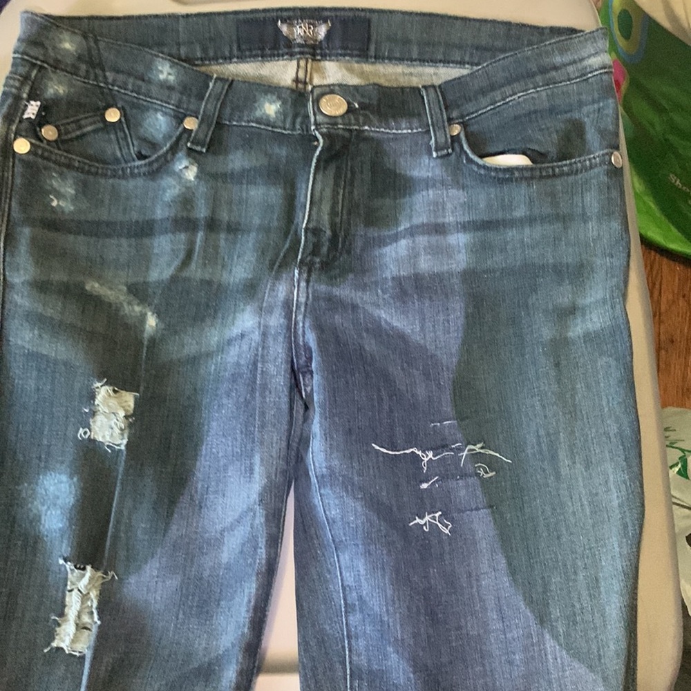 ROCK AND REPUBLIC CUSTOM DISTRESSED JEANS - Picture 7 of 9